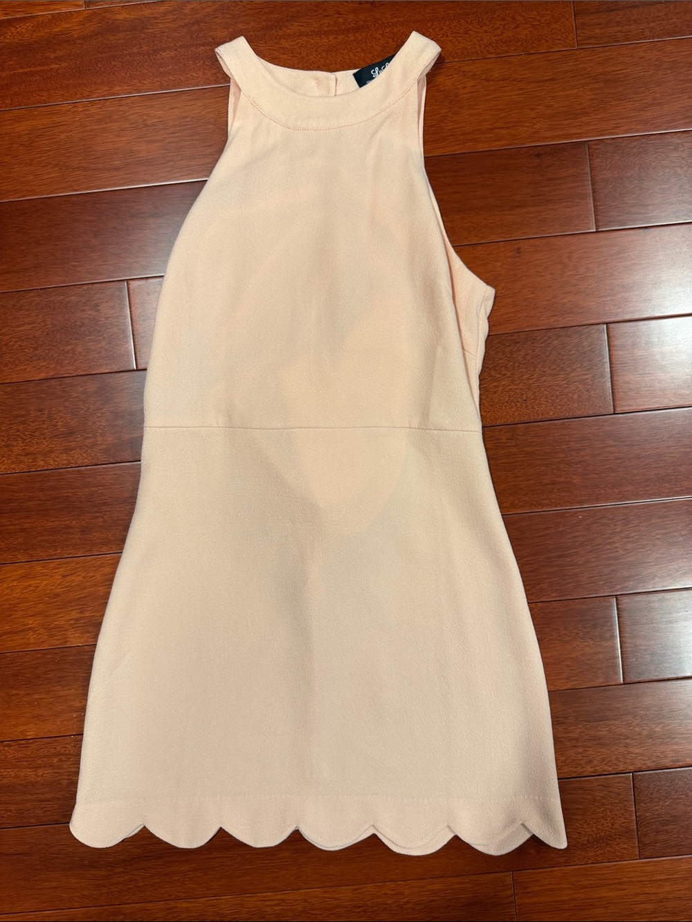 Sleeveless Scallop-Hem Women's Dress in Blush